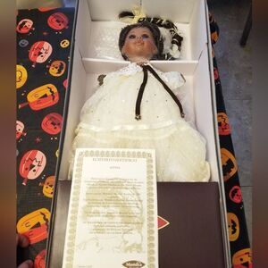 ALYSSA Mundia Reve De Christine Et Cecile 19” Artist Porcelain Doll COA NIB
